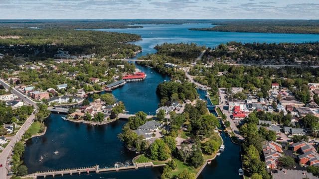 Best of Kawartha Lakes Bobcaygeon: Travel Guide 2024