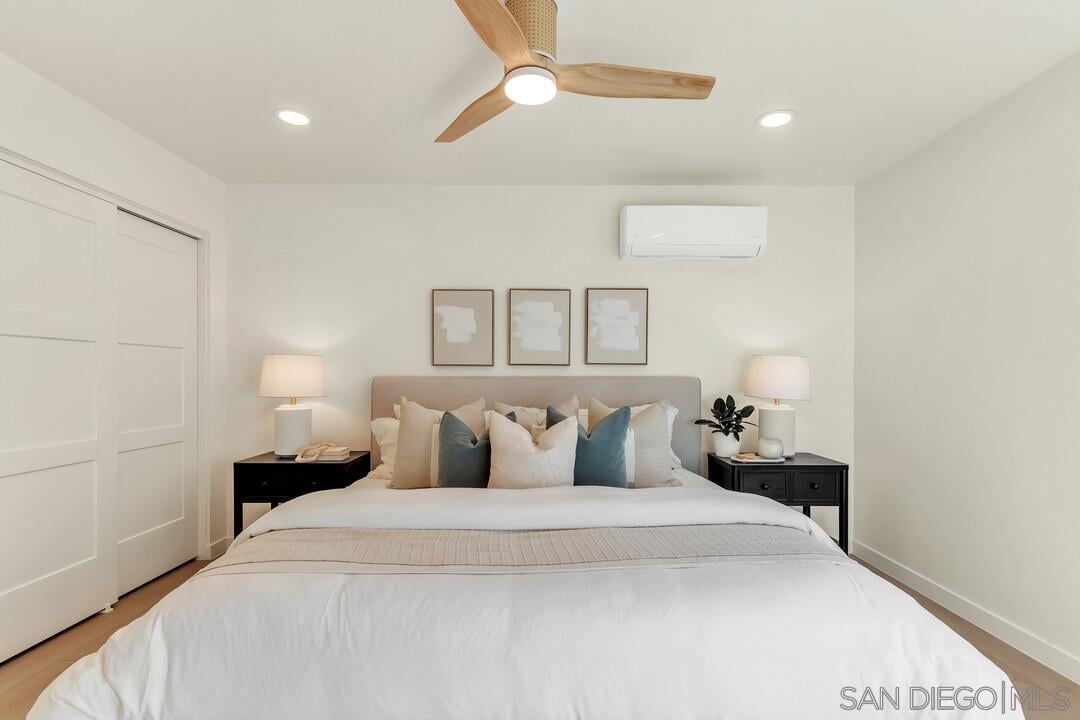 2275 Emerald St, San Diego, CA 92109