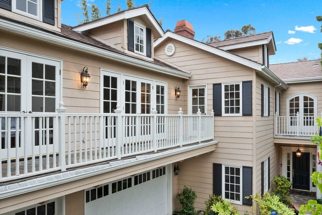 Opulent Ridge