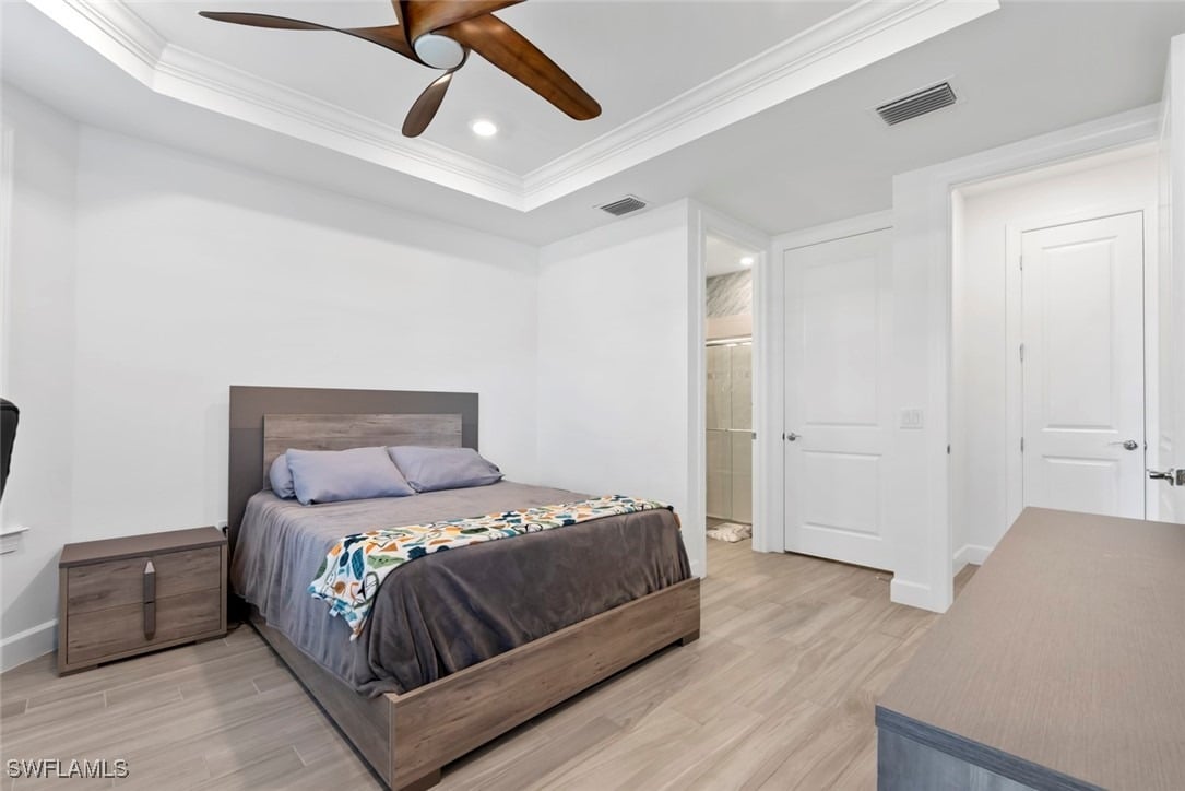 19129 Aqua Shore Dr