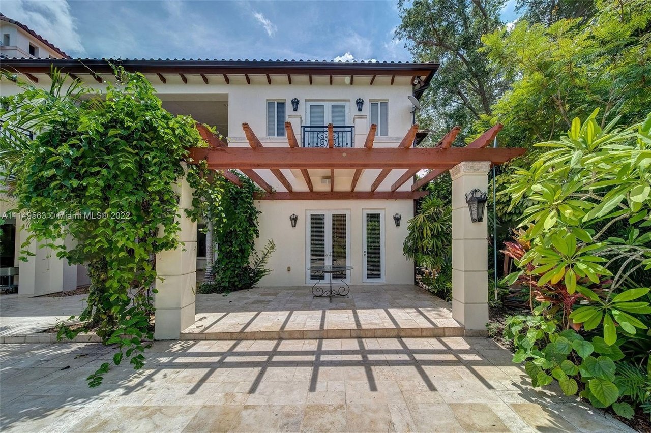 6400 SW 72nd Ct