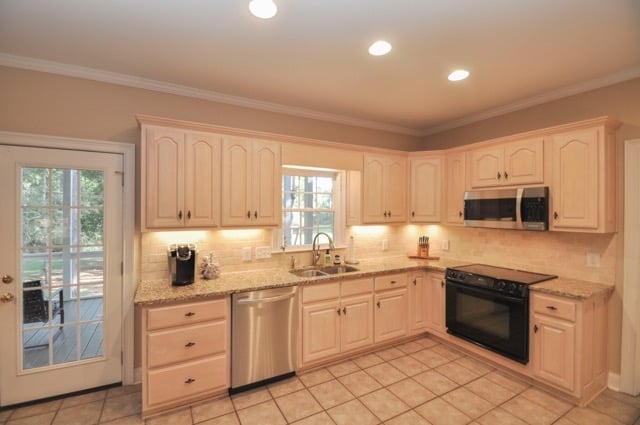 SOLD U SO!! 1011 Mallard Circle, Bogart, Georgia