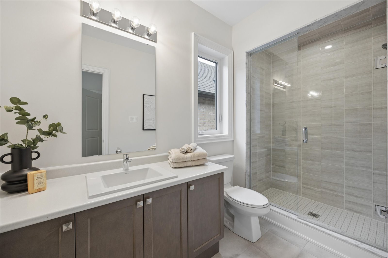 72 Silk Twist Drive, East Gwillimbury