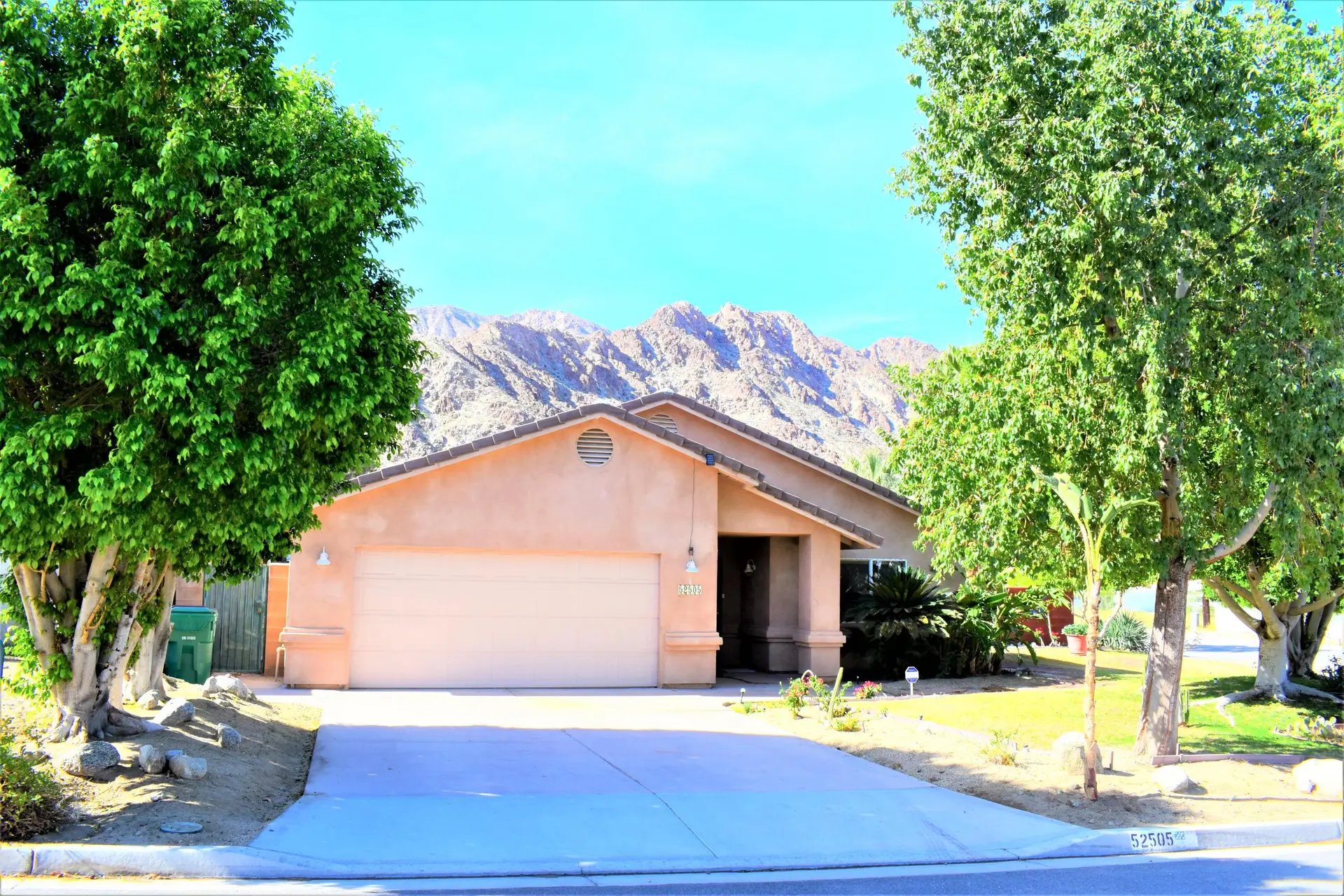 52505 Avenida Alvarado