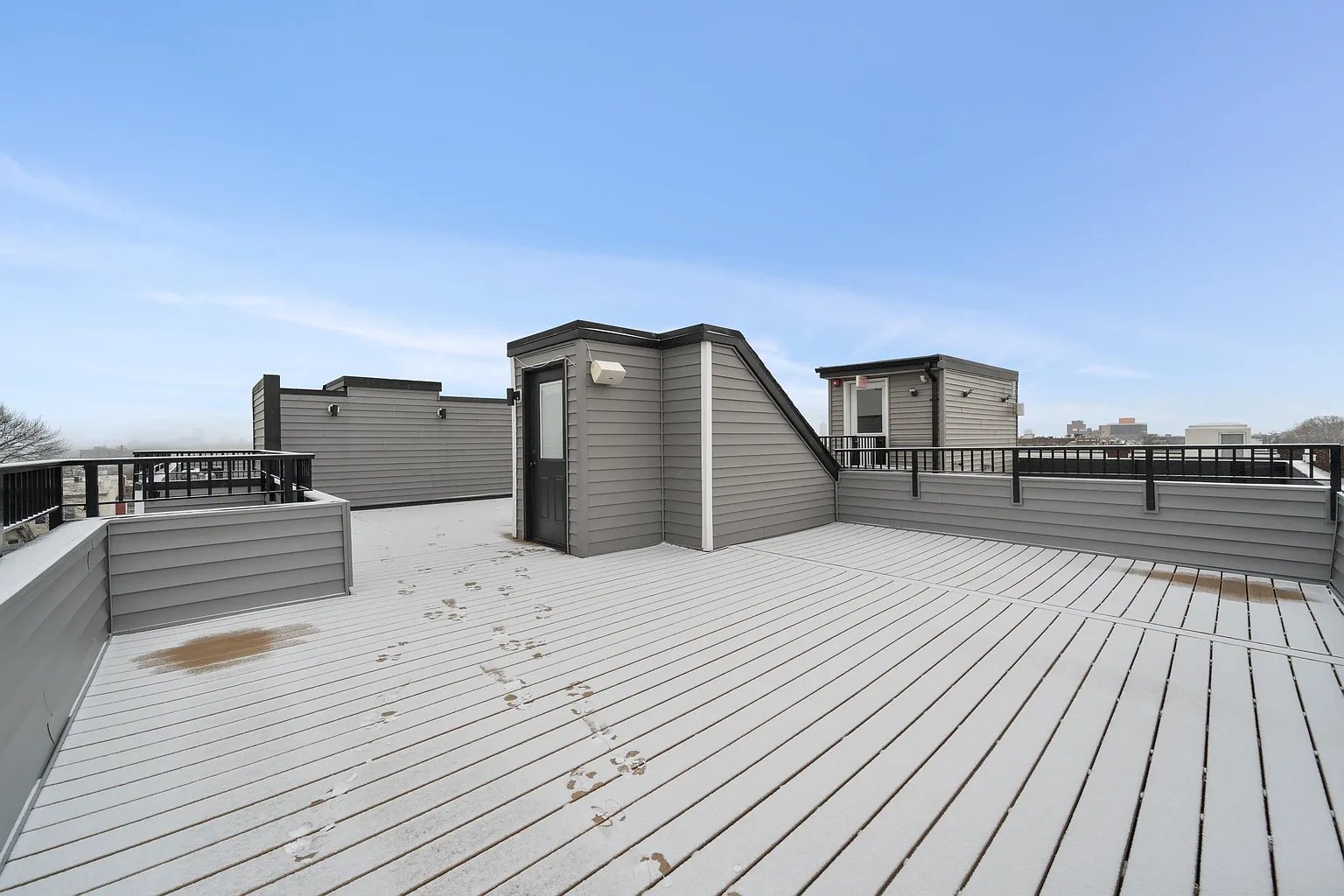339 Palisade Ave #4