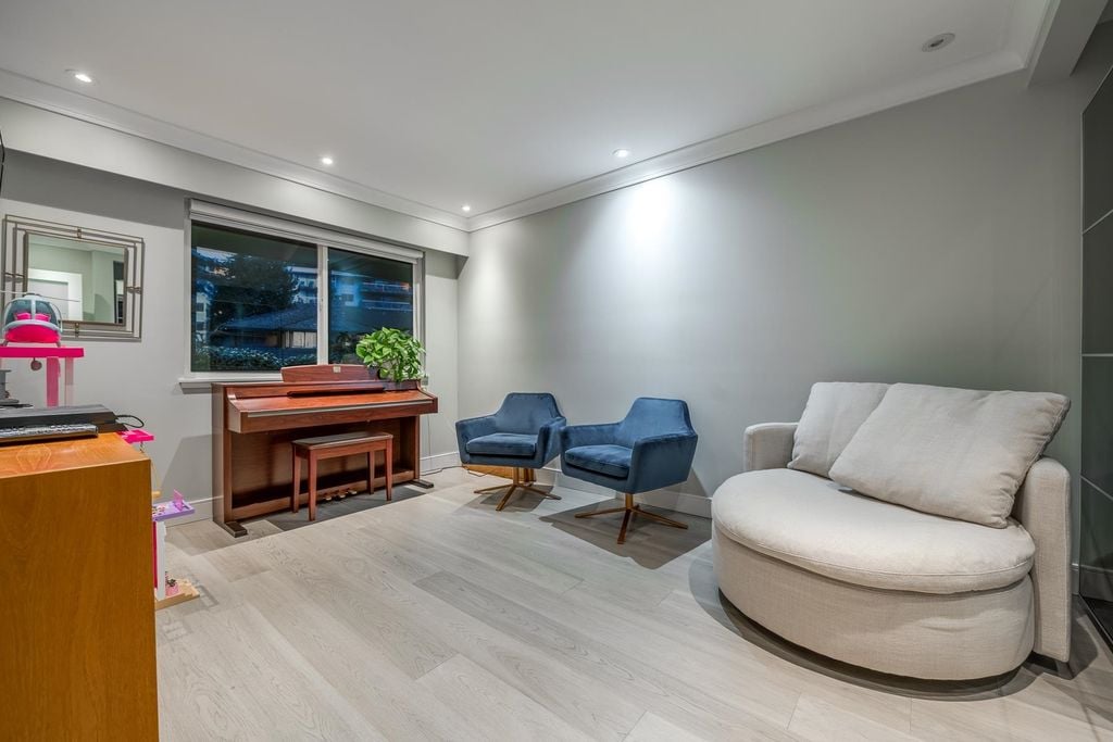 235 Keith Rd, #107