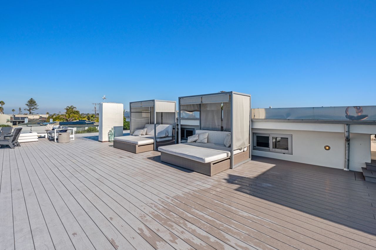 Encinitas Oceanfront Retreat