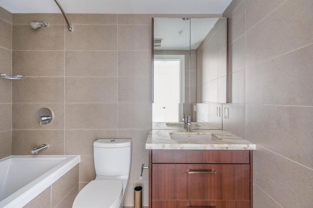 138 W 1 Ave, #507