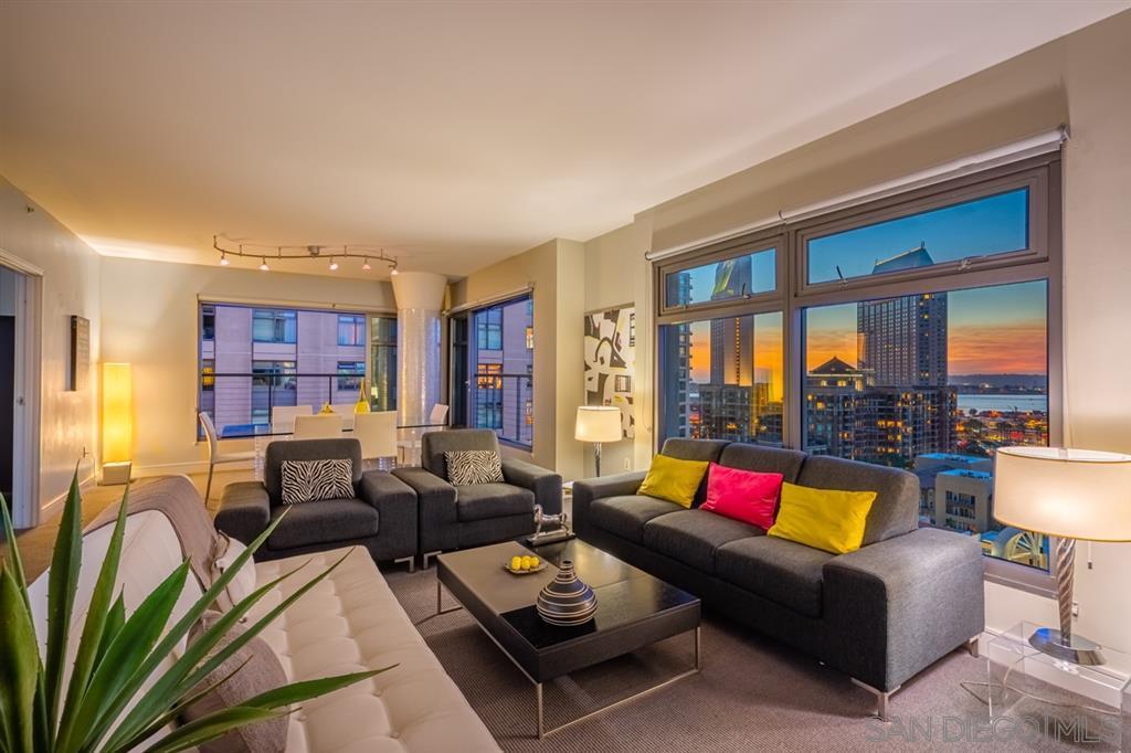 645 Front St, #1406