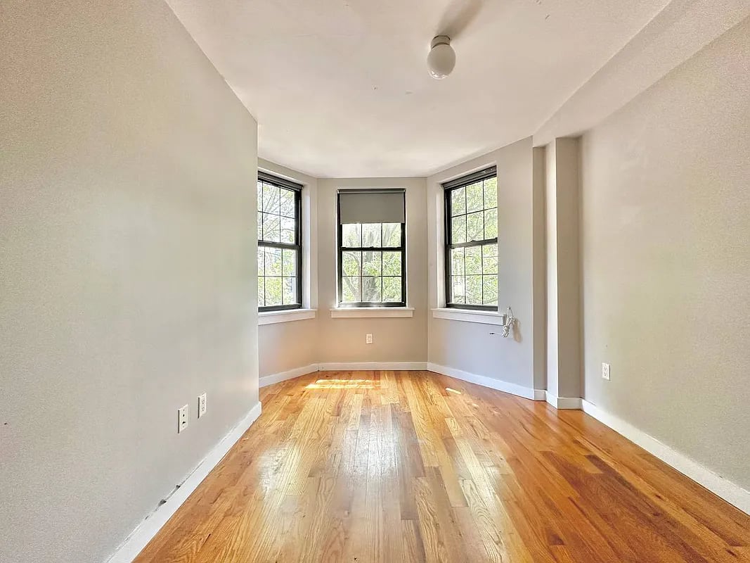 1247 Jefferson Avenue #3