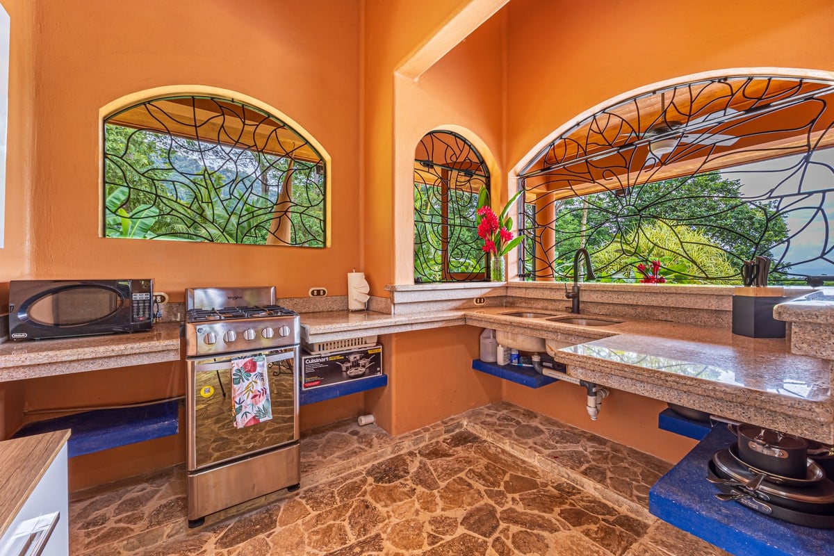 9 ACRES – 2 Bedroom Jungle And Window Ocean View Home With Infinity Pool And Excellent Rental Potential!!!