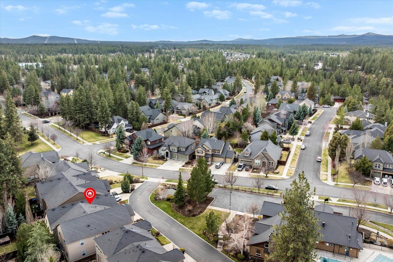 61148 Foxglove Loop