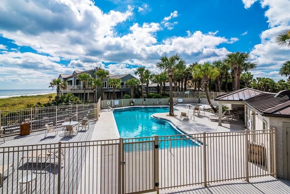 186 Sea Hammock Way