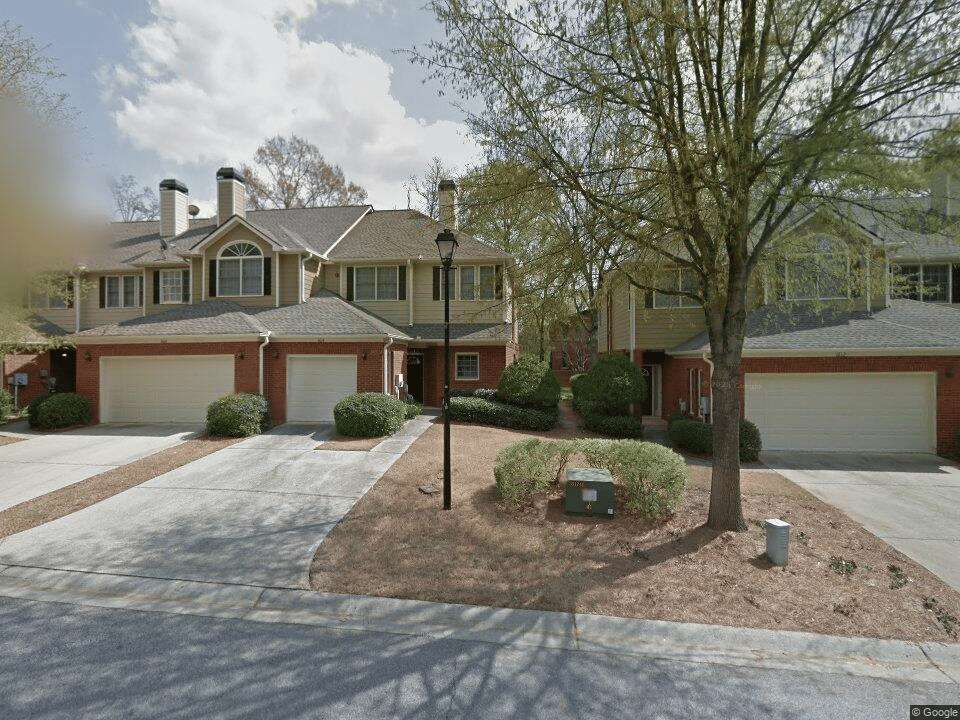 1614 Ivy Spring Dr SE