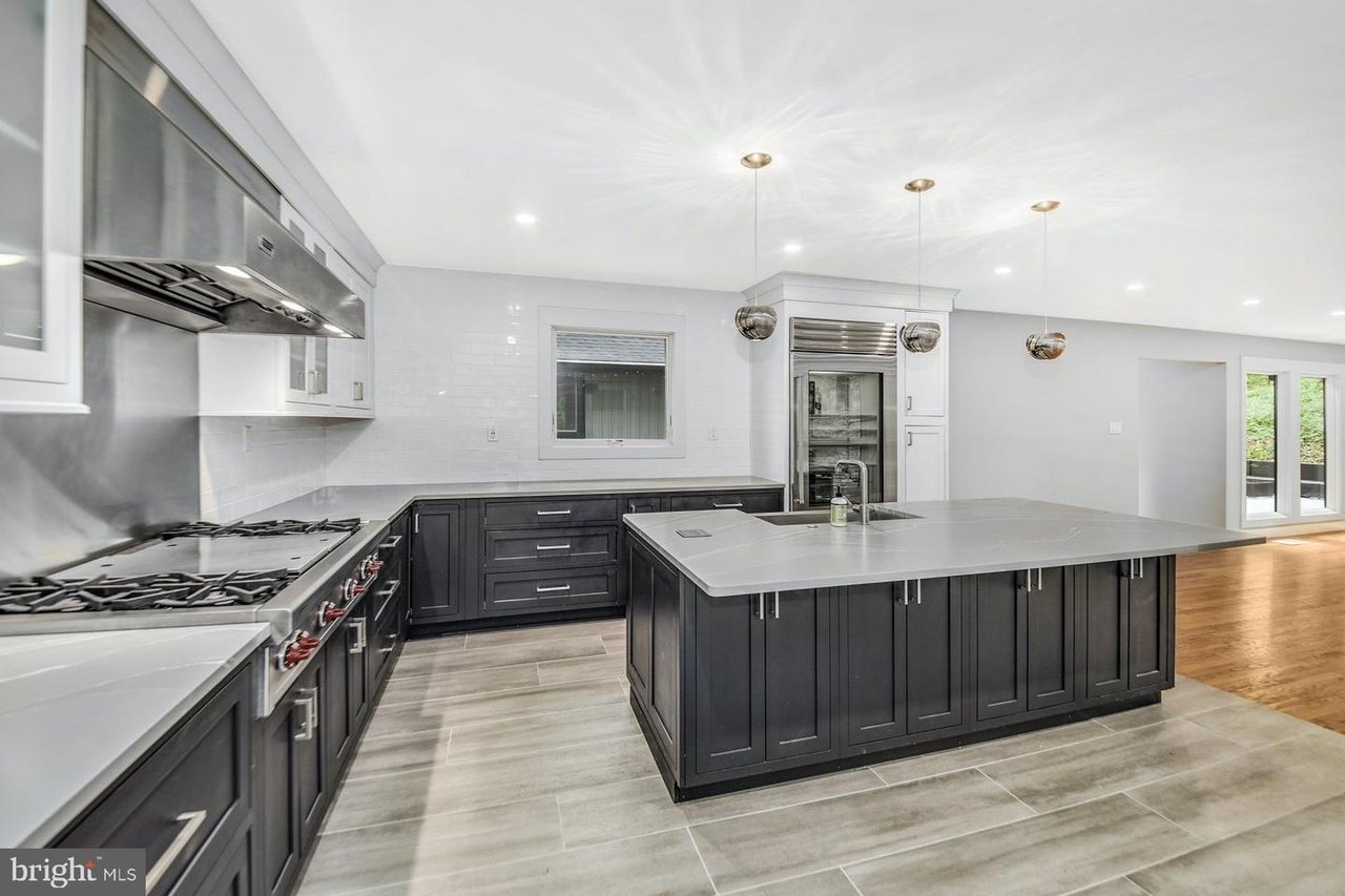 333 Pine Top Trl
