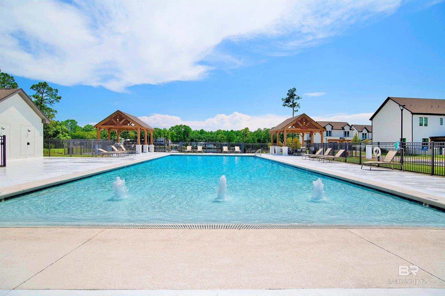 873 Inlet Cir