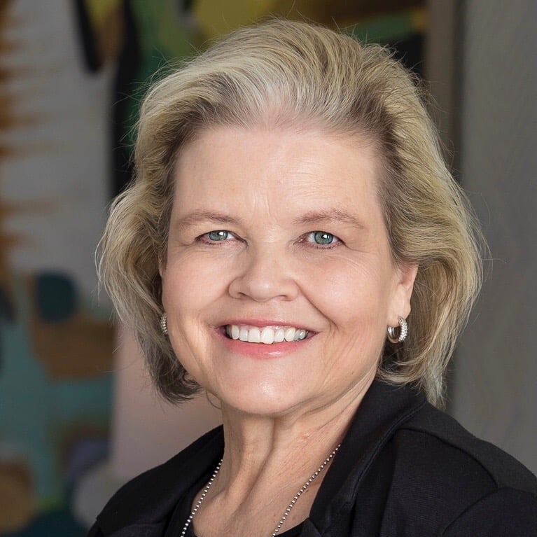 Karen Townsend Charlotte, NC Real Estate Agent Headshot