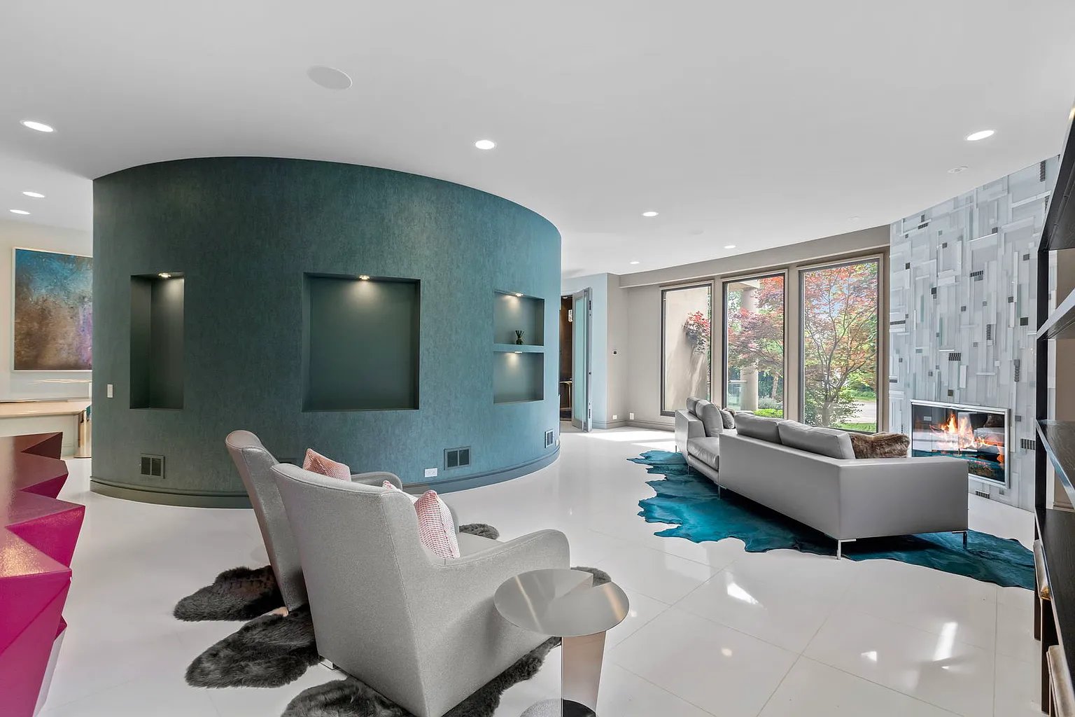 328 Shoreline Ct