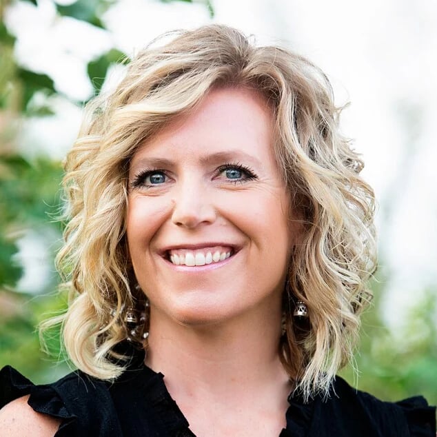 Melanie Davidson-Hickey Weiser, ID Real Estate Agent Headshot