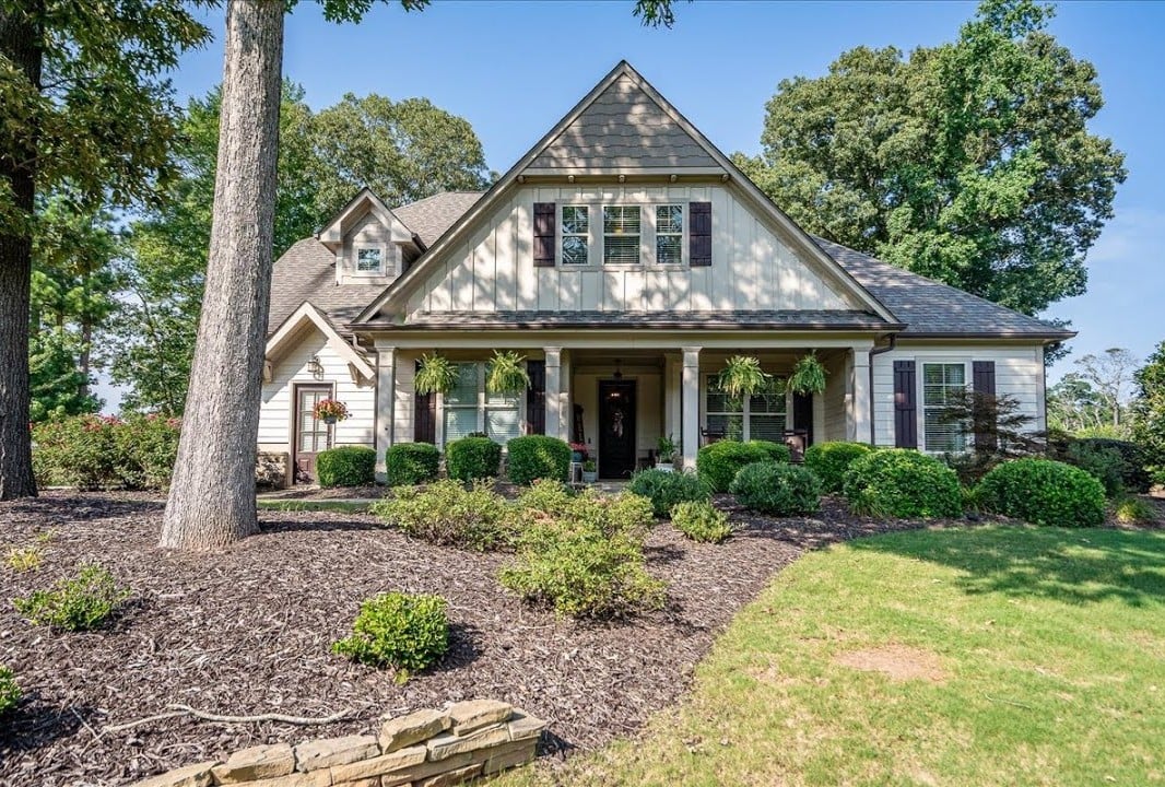 112 Sterling Lake Way, Jefferson, GA is SOLD!