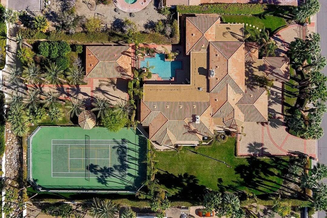 Blissful Palazzo