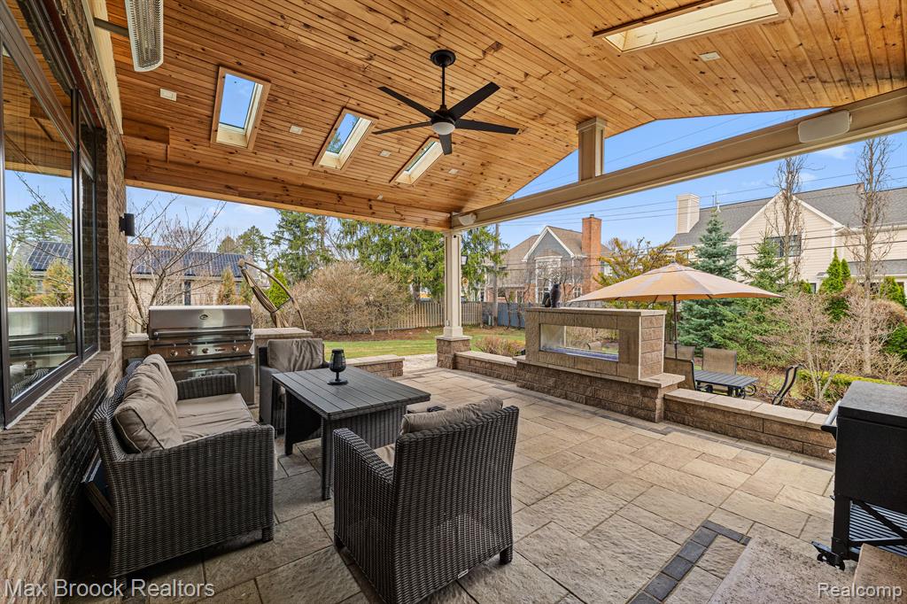 1170 Chesterfield Avenue