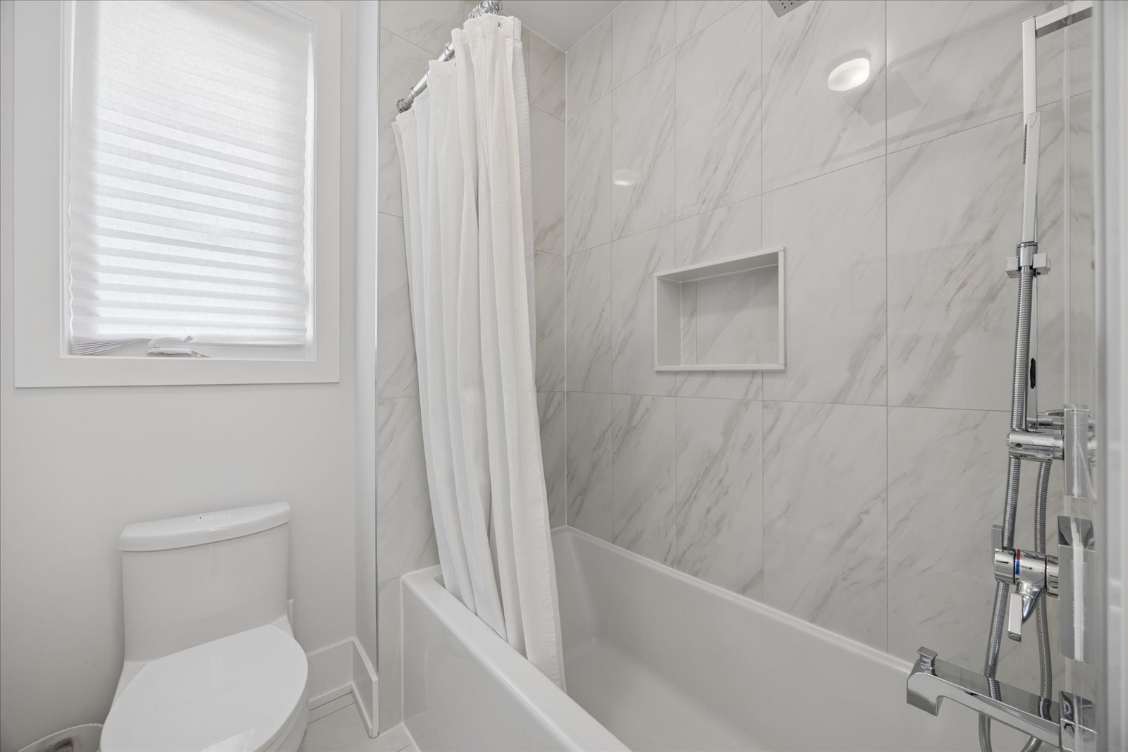 211 Busato Drive, Stouffville