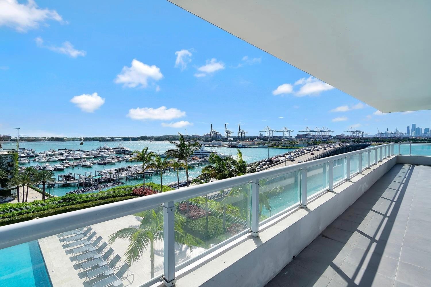 520 WEST AVE #801