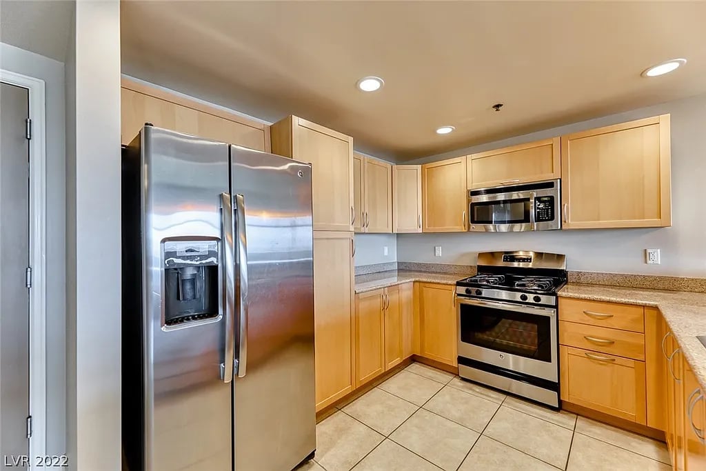 150 Las Vegas Blvd #1604