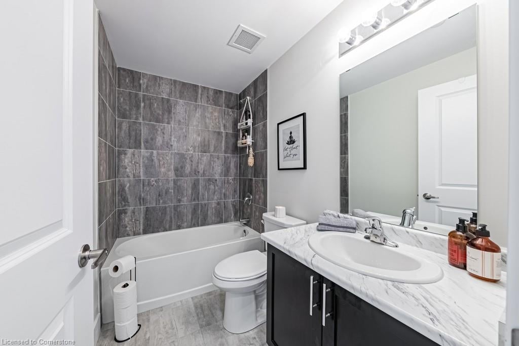450 Dundas St E Unit: 302