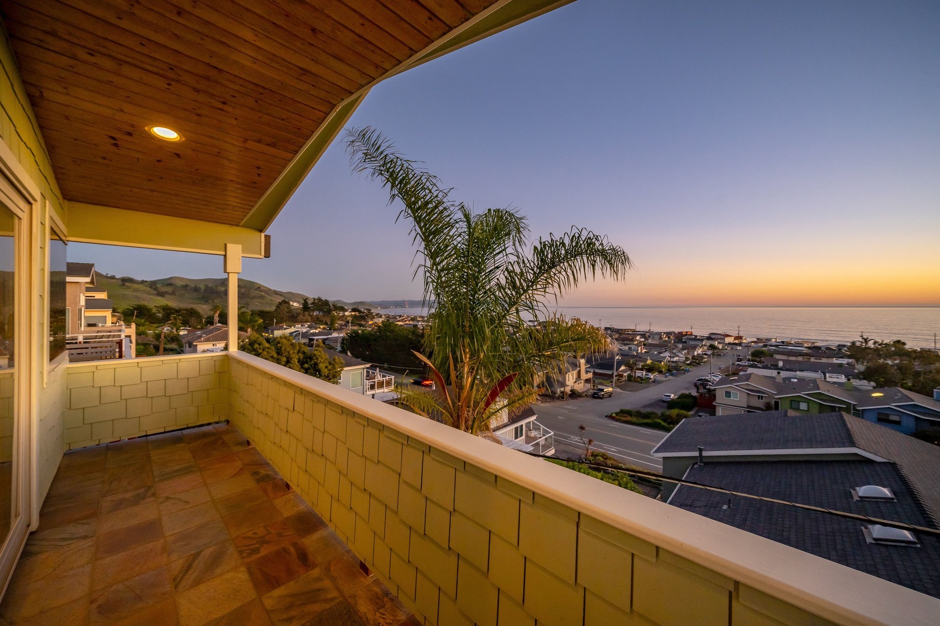 Ocean View Cayucos Retreat - 1000 Saint Mary Ave
