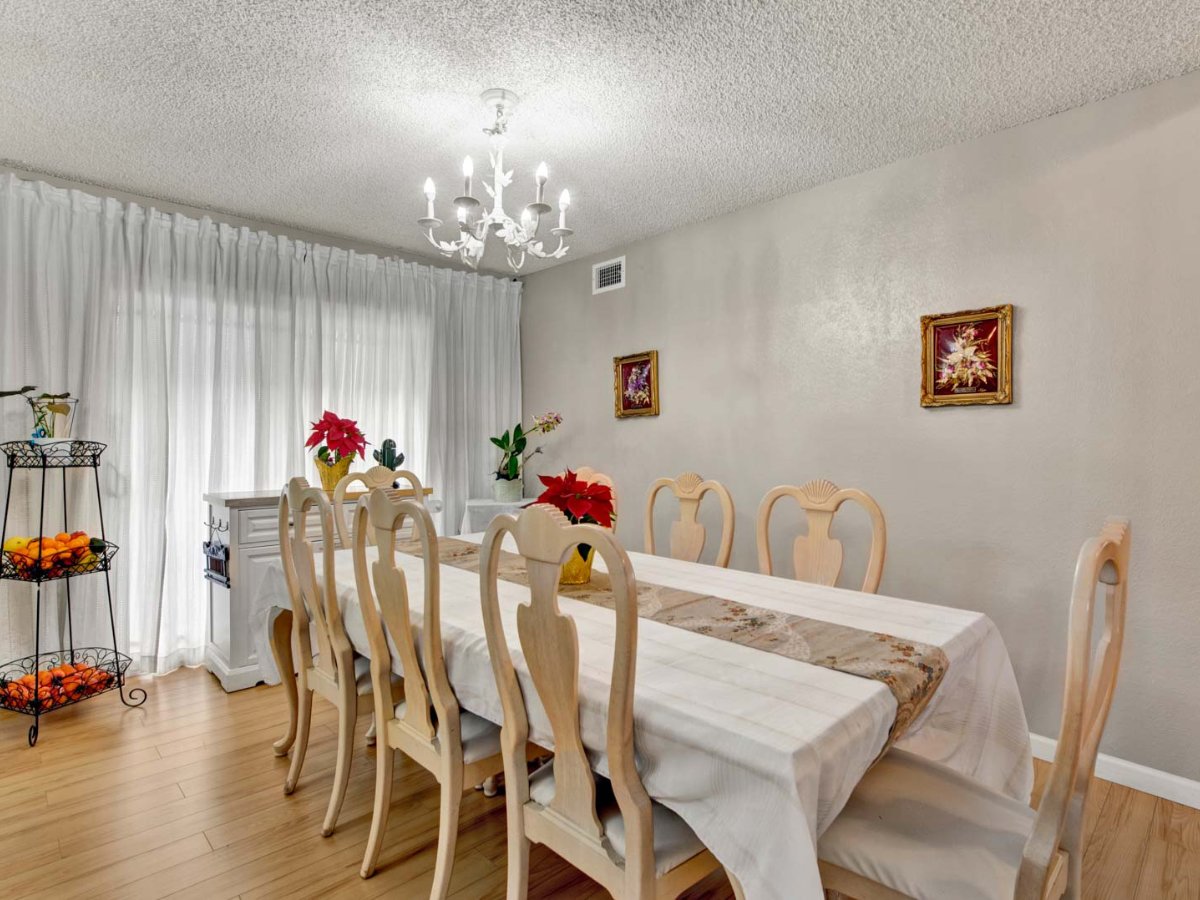 What Buyers Should Know Before Making an Offer on an Orange County Home