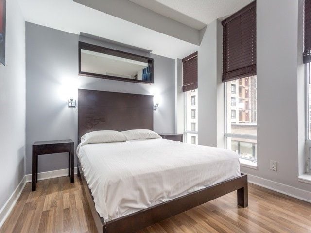 #1704 - 8 Colborne Street, Toronto Unit: 1704