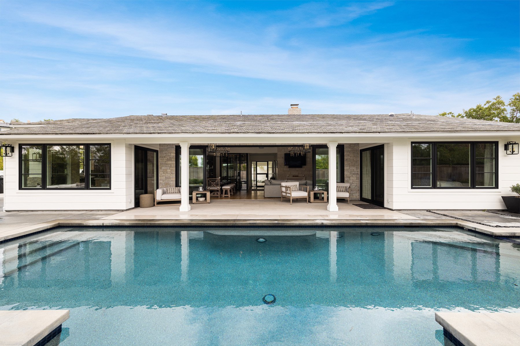 1 San Martin Way