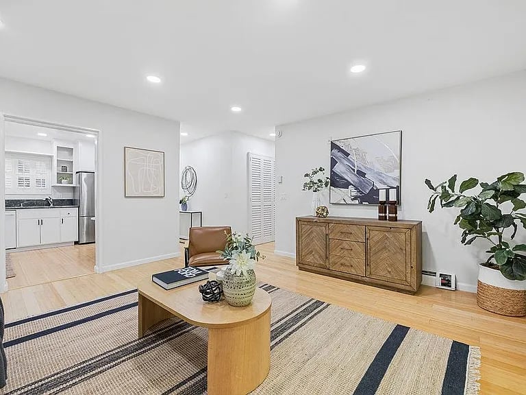 4096 17th St APT 308