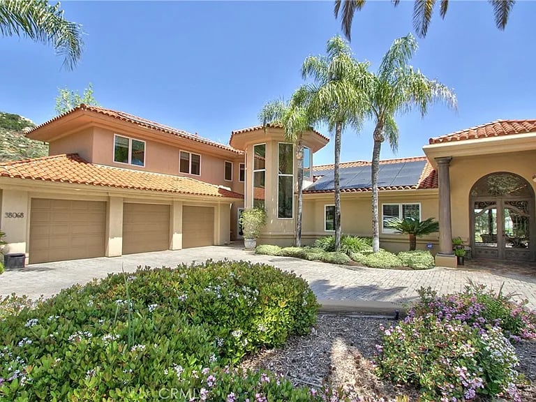 38068 Silver Fox Ct
