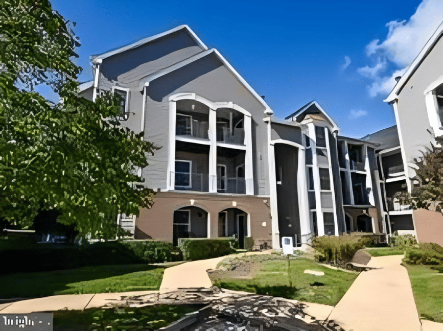 20447 Chesapeake Sq #302
