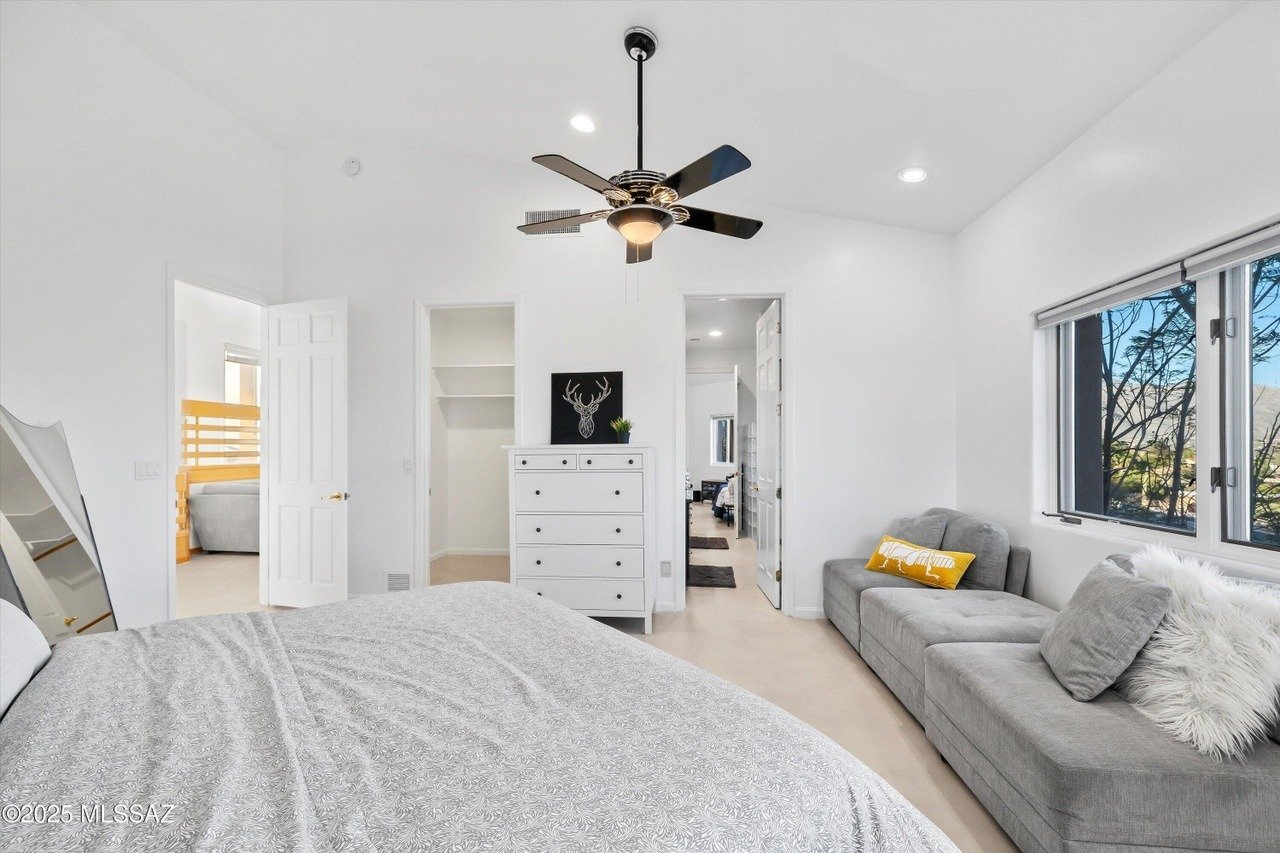 4141 N West Fernhill Cir