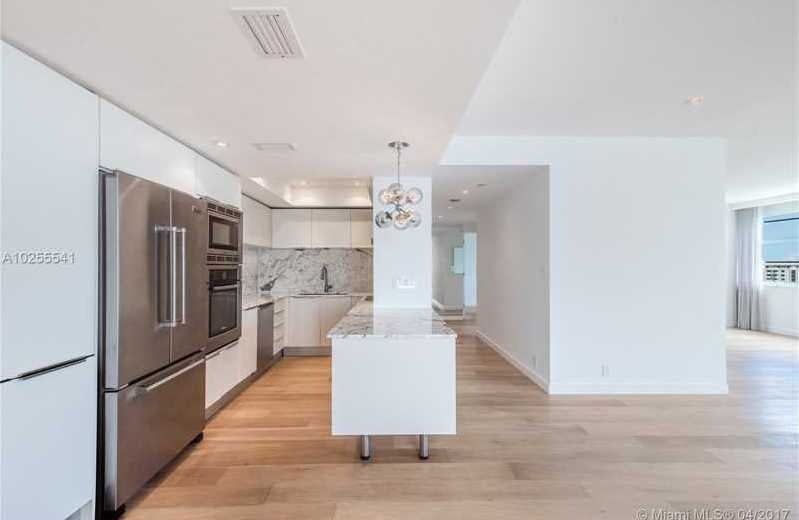 Marjory Dressler Lists Venetian Isle’s Belle Plaza $1.150M Stunner!