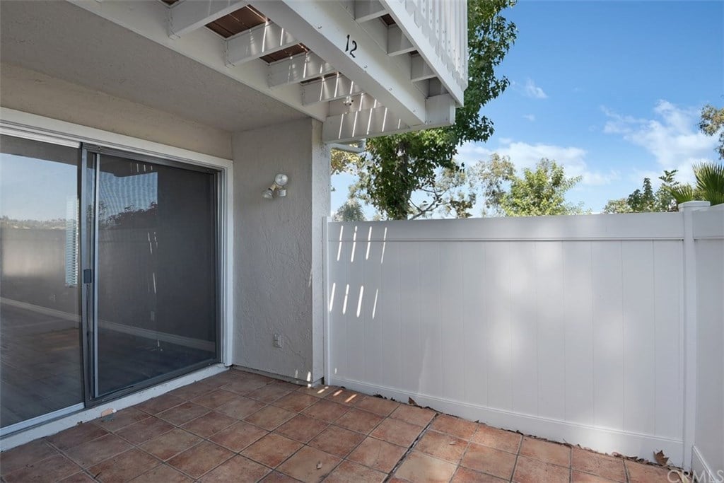 12 Birchwood Ln
