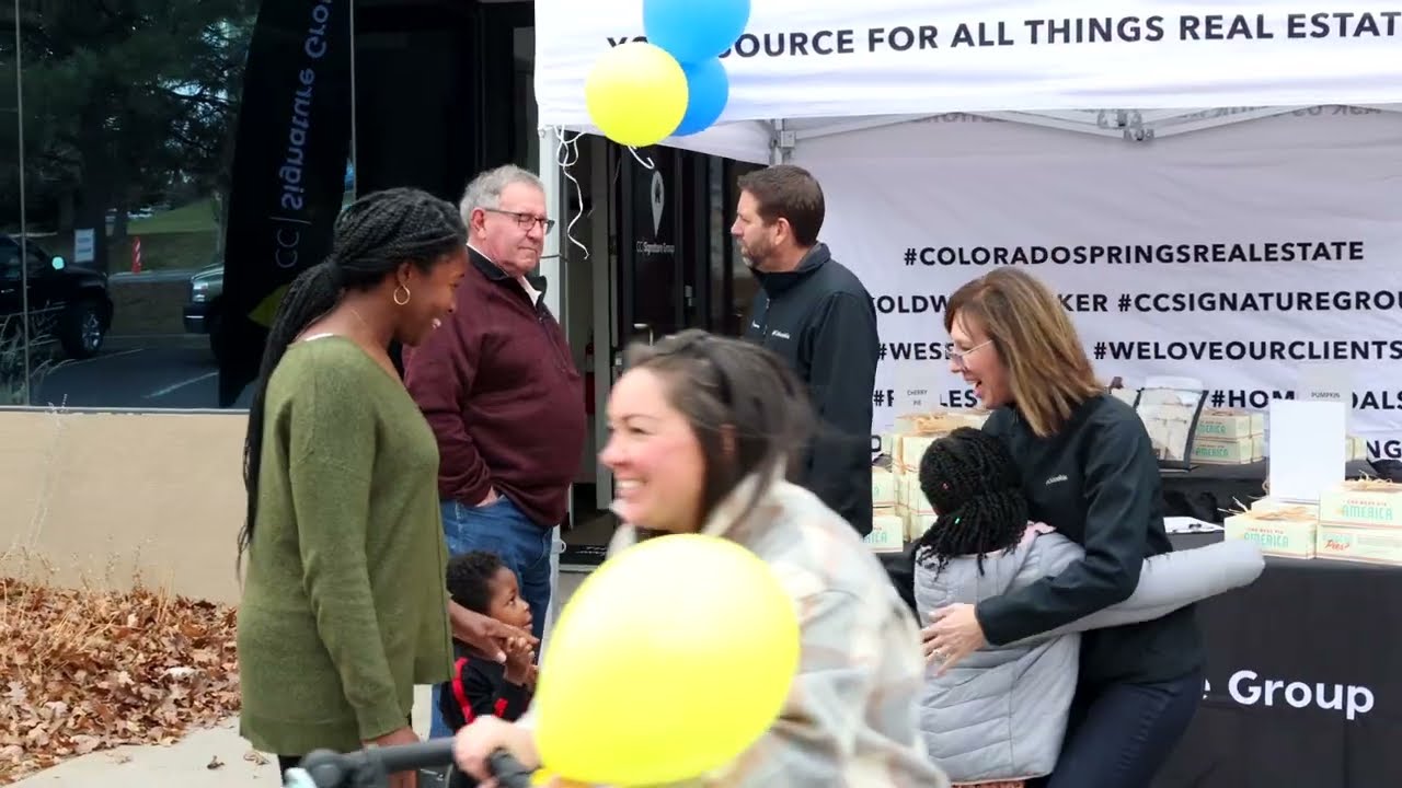 Thanksgiving Pie Pickup