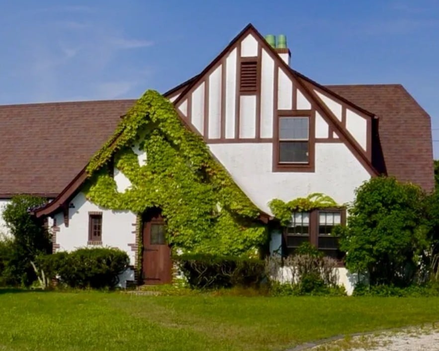 50 Fairview Ave