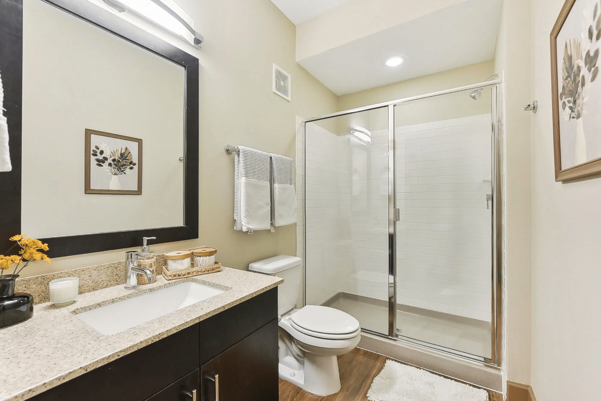 Up to 8 Weeks Free on select units with 12+ month leases