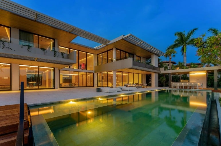 Waterfront Estate on Hibiscus Island Sells For $51.5 Million Setting New Record on Miami Beach's Palm and Hibiscus Island
