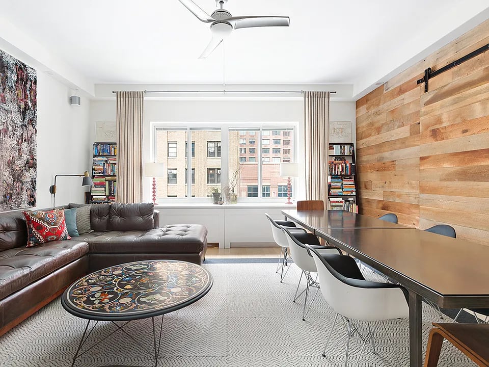 534 W 42nd St, #4