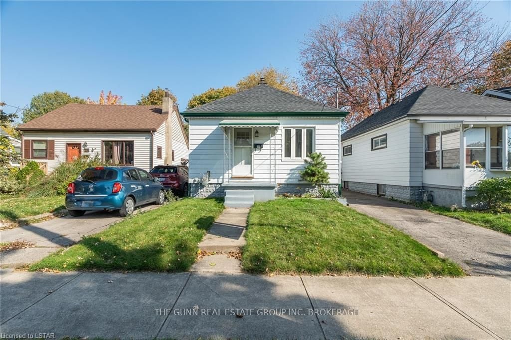 16 Linwood St