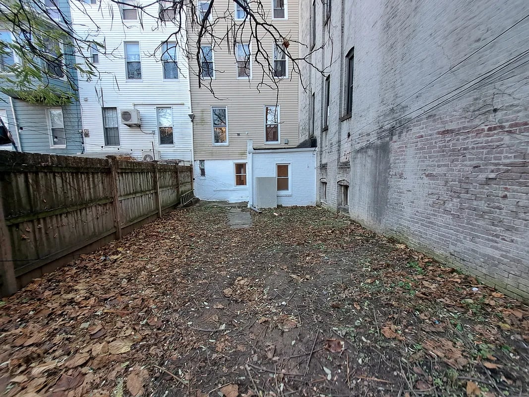 135 Quincy Street #2