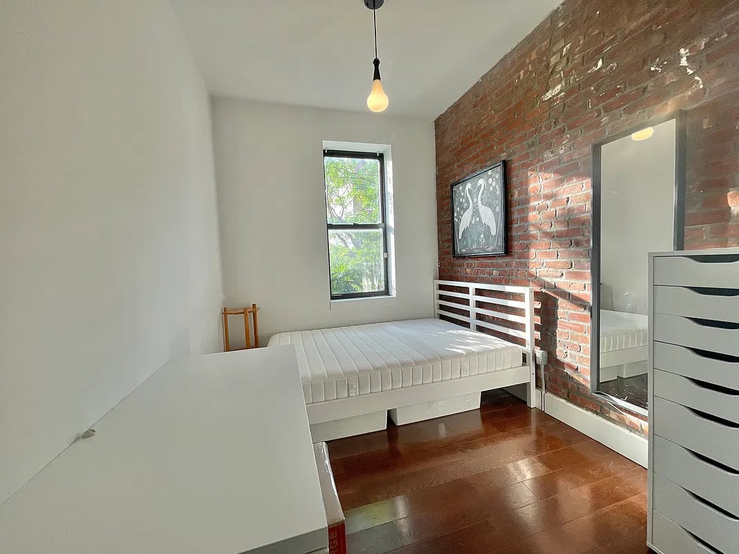 204 Starr St 3R