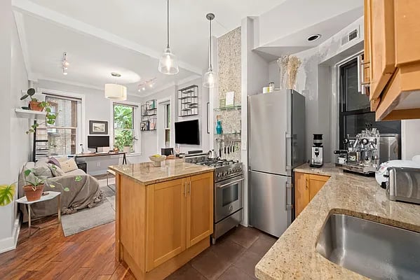 131 Thompson Street #2D