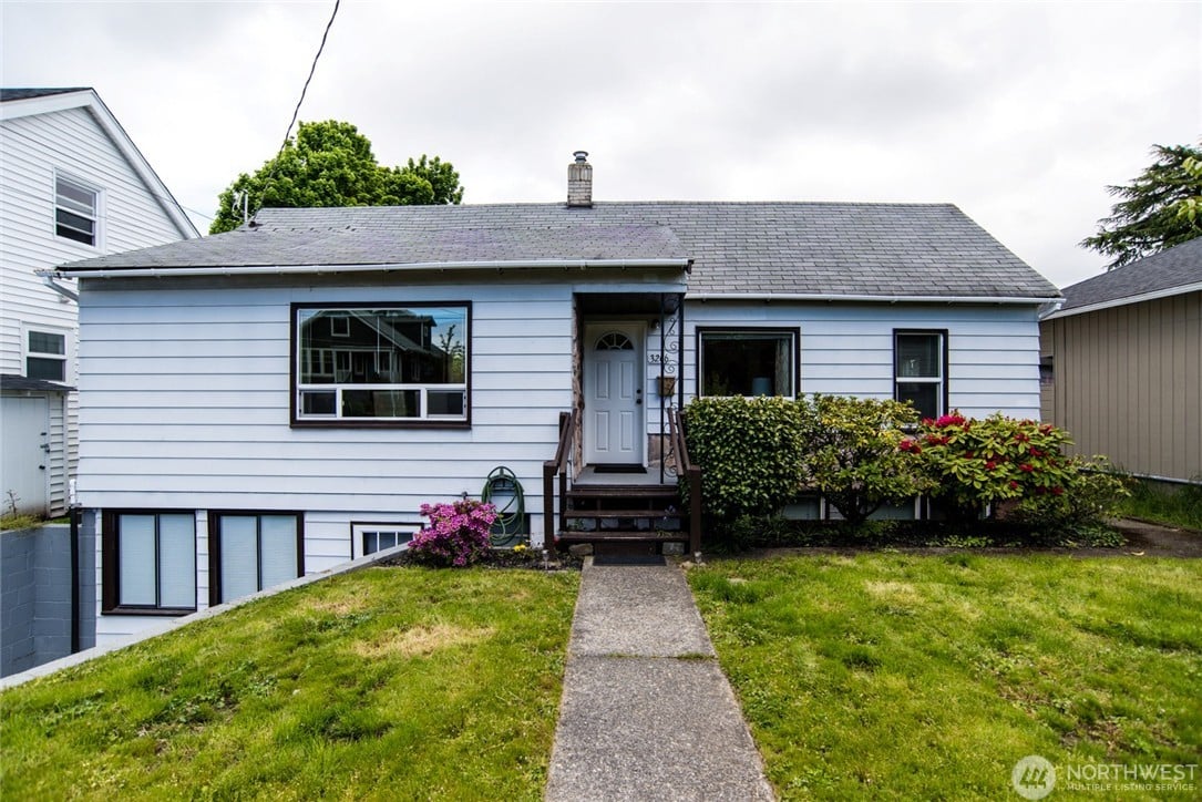 3266 42nd Avenue SW